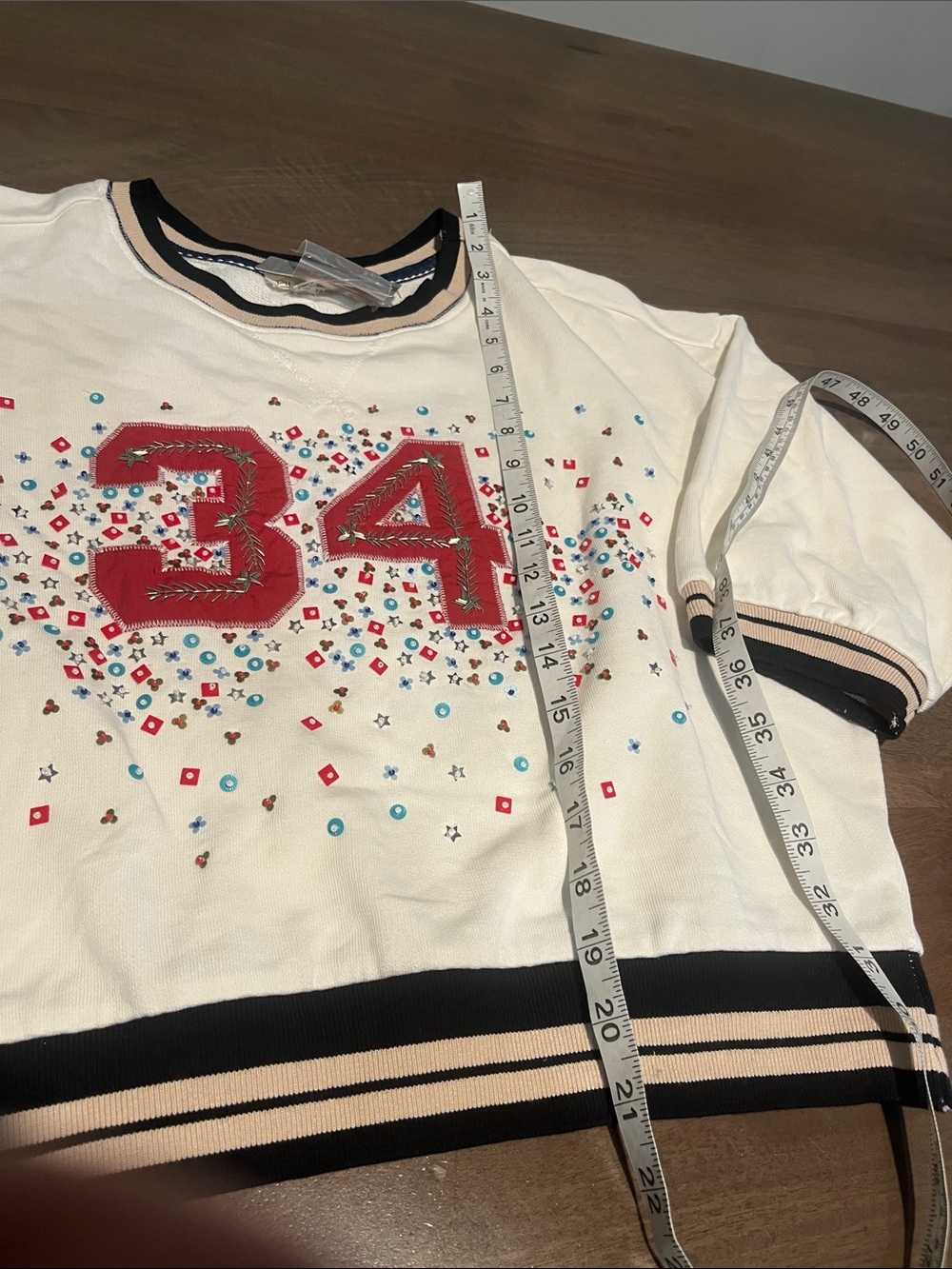 Anthropologie Cream Short-Sleeve Sweatshirt with Red '34' Graphic Sz S/P NWT - Picture 3 of 6